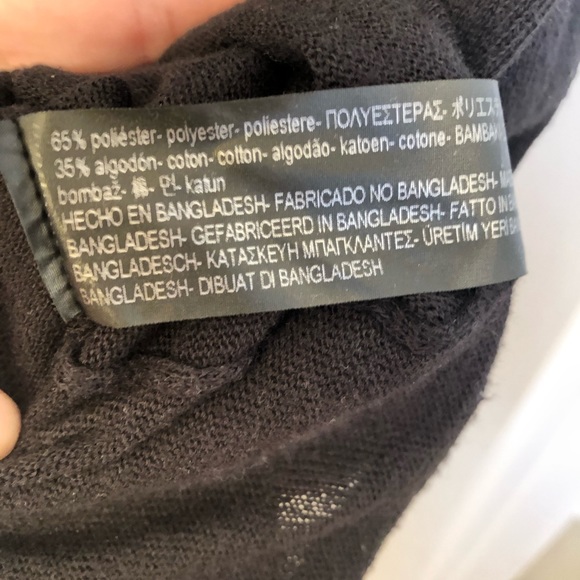 Zara Black Boxy knit top with flounce hem. - Picture 6 of 6